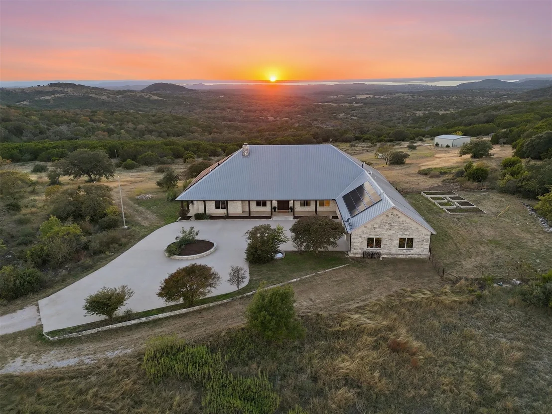 Photo of 450 Threadgill Ranch RD