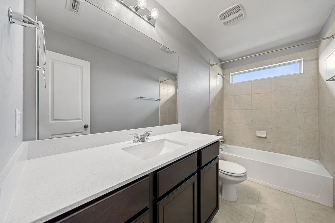 Photo of 436 Spinnaker LOOP