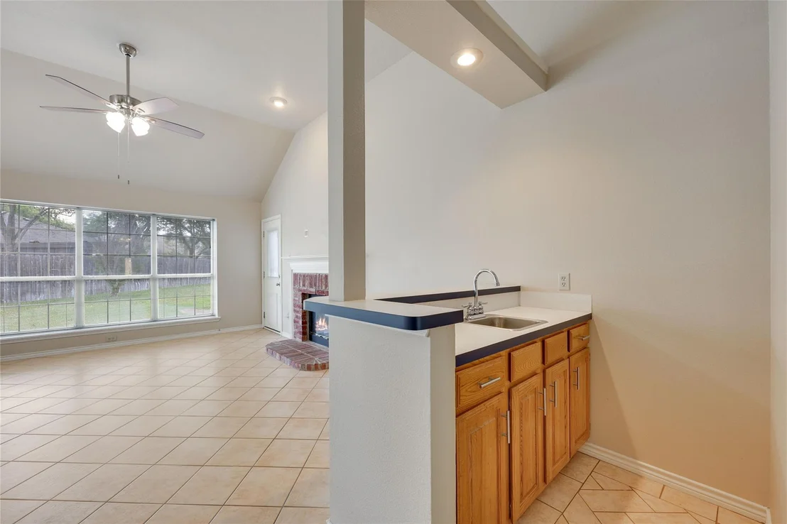 Photo of 16405 Marthas CV