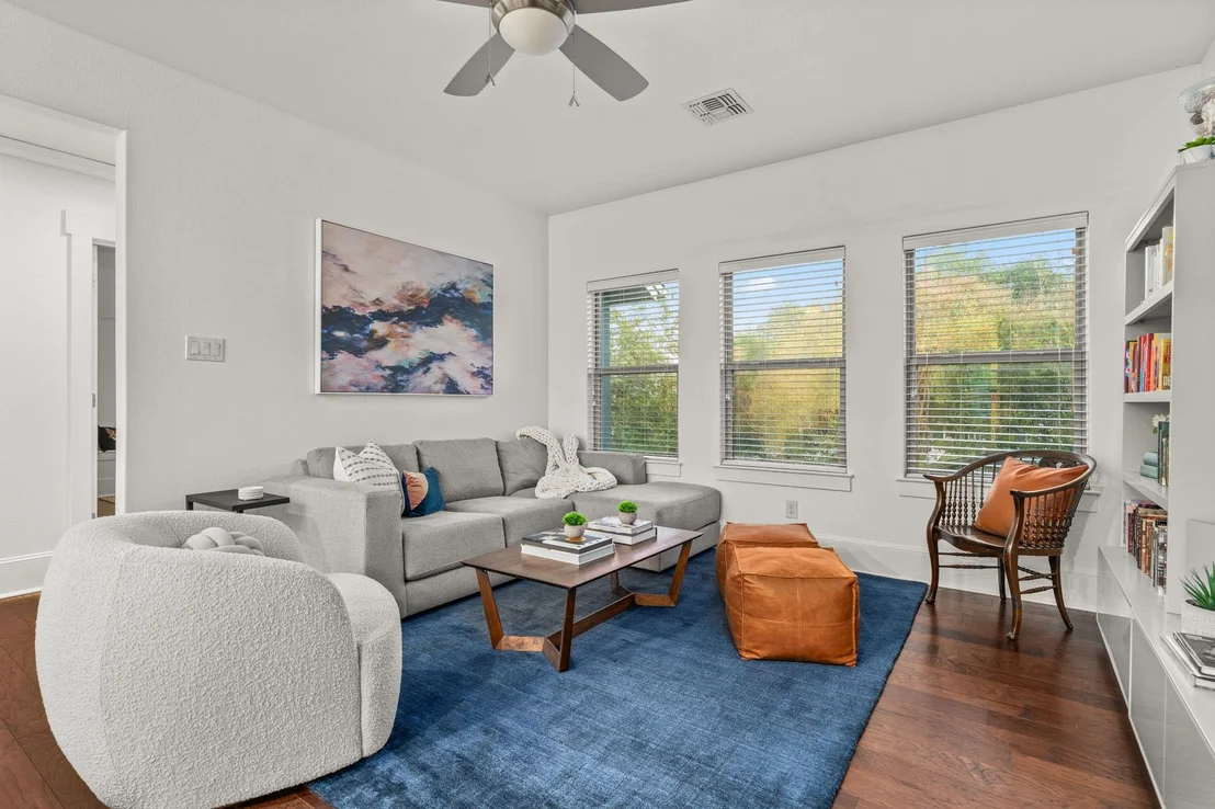 Photo of 2903 Village DR