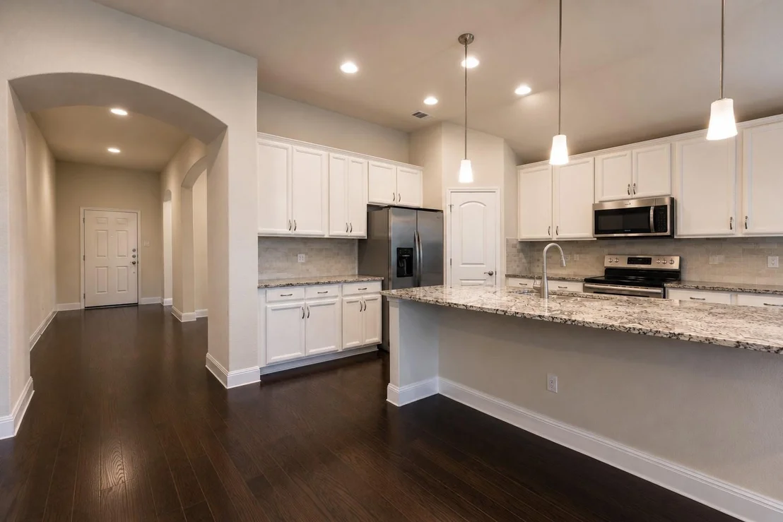 Photo of 7501 Lombardy LOOP