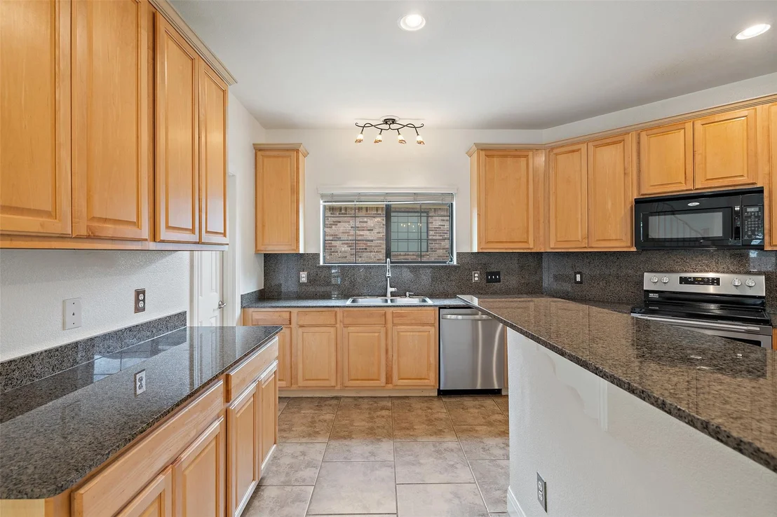 Photo of 107 Breakaway RD