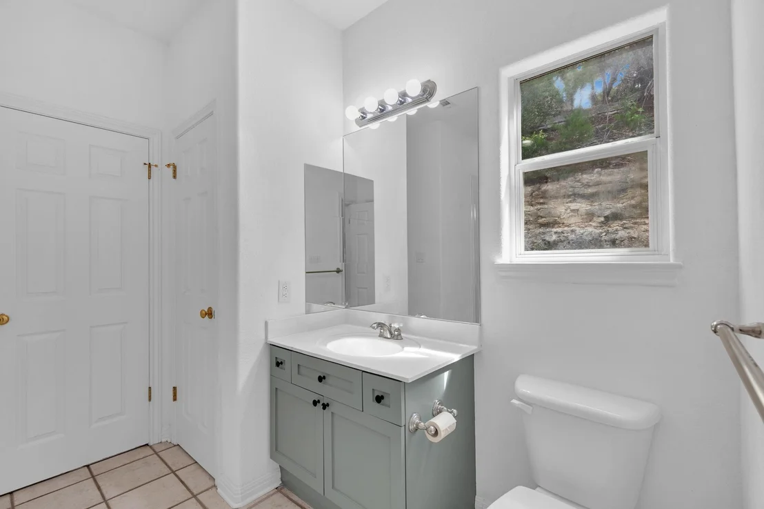 Photo of 403 Rogart DR