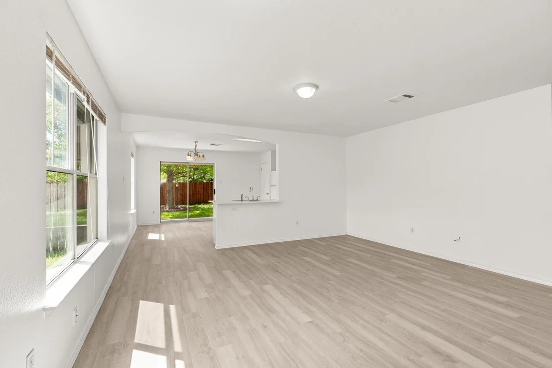 Photo of 112 James Lin CIR