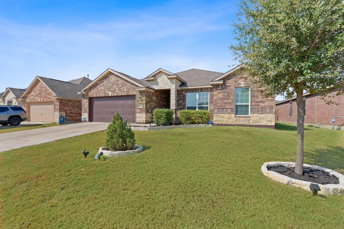 Photo of 1336 Twin Estates DR