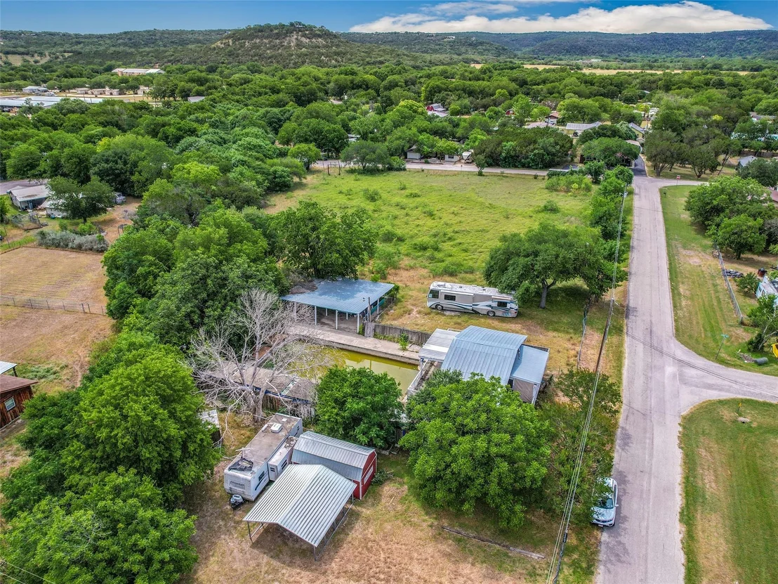Photo of 201 Oak DR
