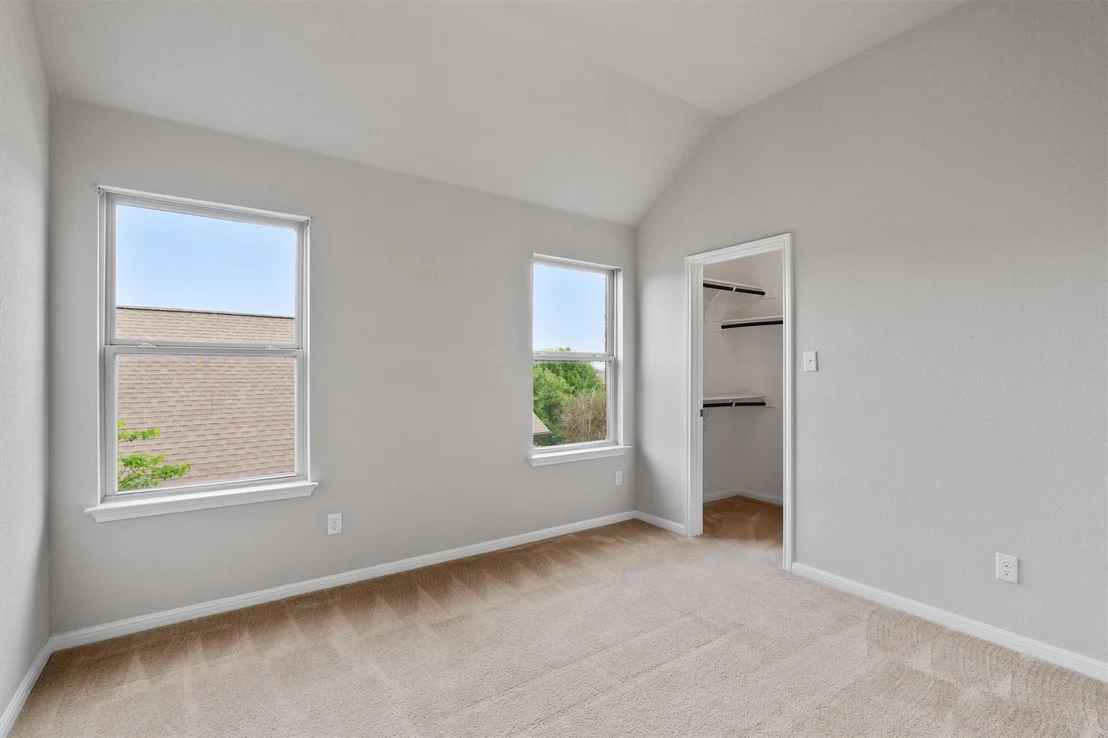Photo of 1008 Clearwing CIR