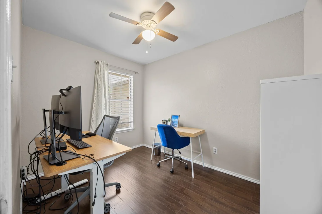 Photo of 1006 Edgerly LN