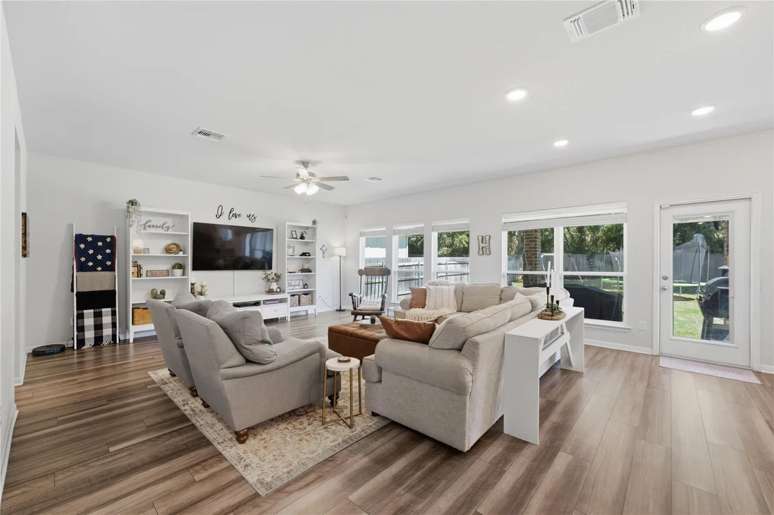 Photo of 636 Friar Tuck DR
