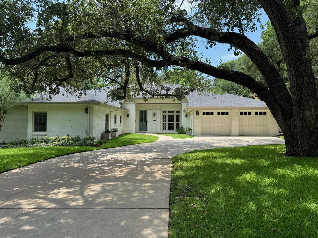 Photo of 1904 Meadowbrook DR