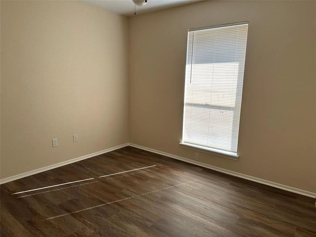 Photo of 1047 Private Road 3022