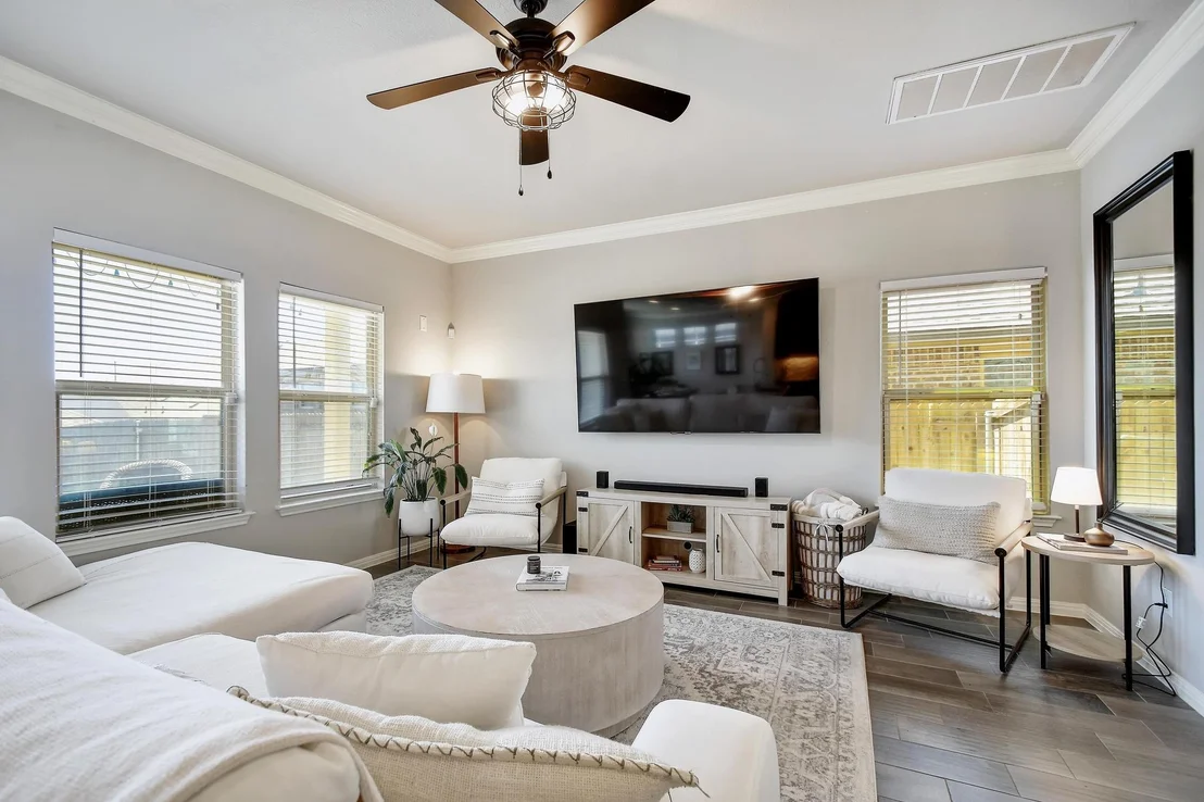 Photo of 713 Nautical LOOP