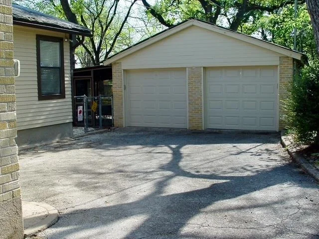 Photo of 1305 Fairwood RD