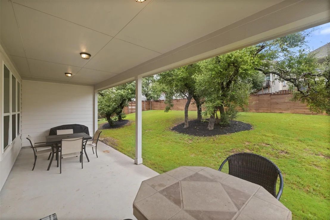 Photo of 7621 Paruline DR