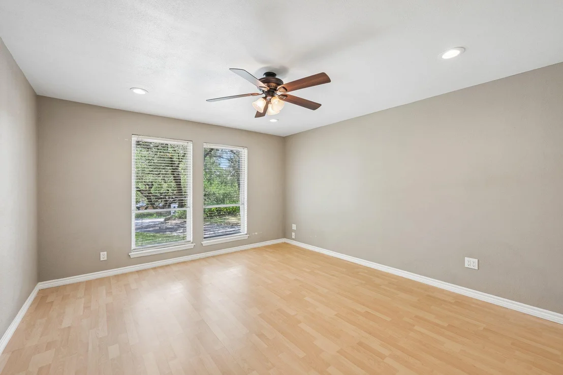 Photo of 13101 Travis View LOOP
