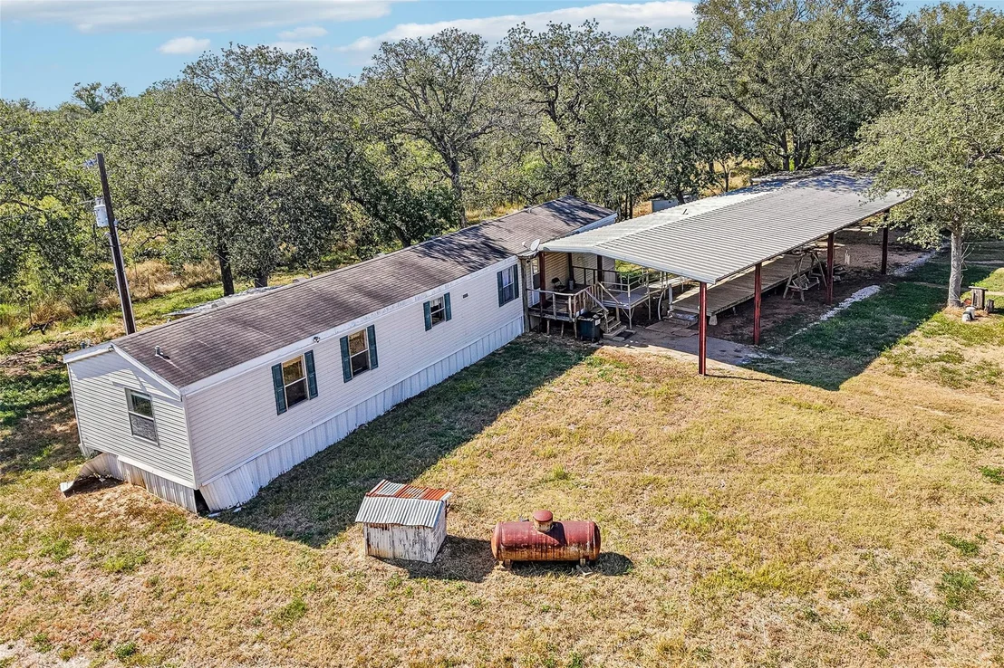 Photo of 716 W County Road 109 RD