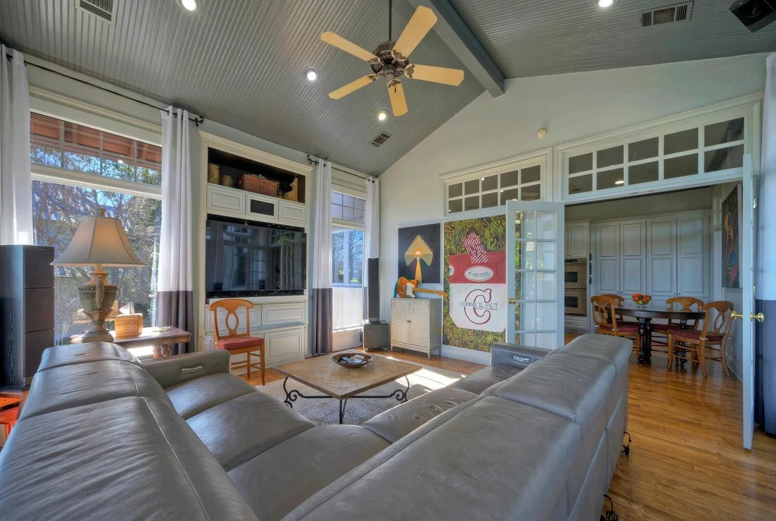 Photo of 9100 BELL MOUNTAIN DR
