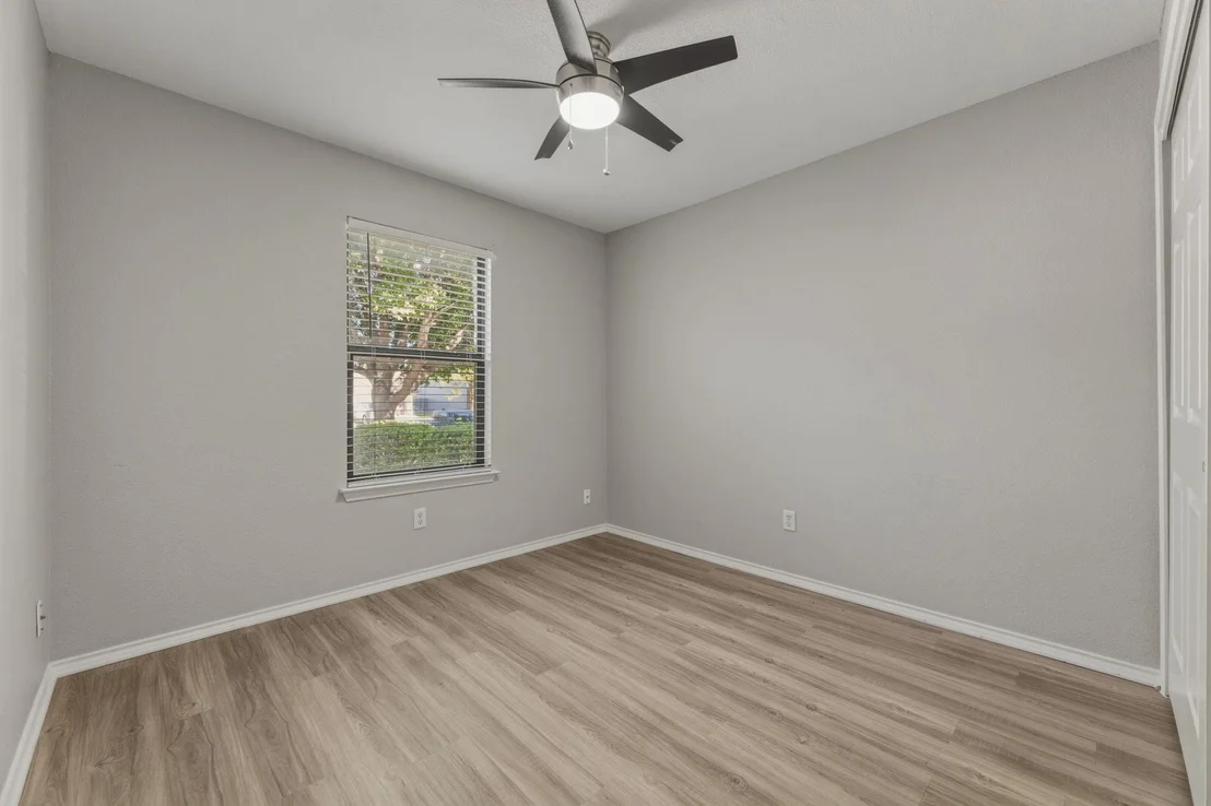 Photo of 4209 Glacier Point CV