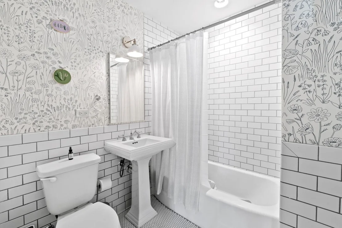 Photo of 1202 Madison Ave