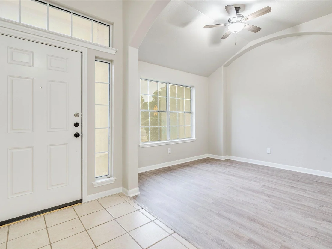 Photo of 105 Plumbago DR