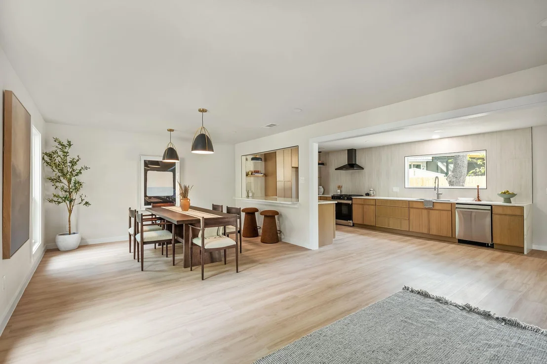 Photo of 8003 Petaca TRL