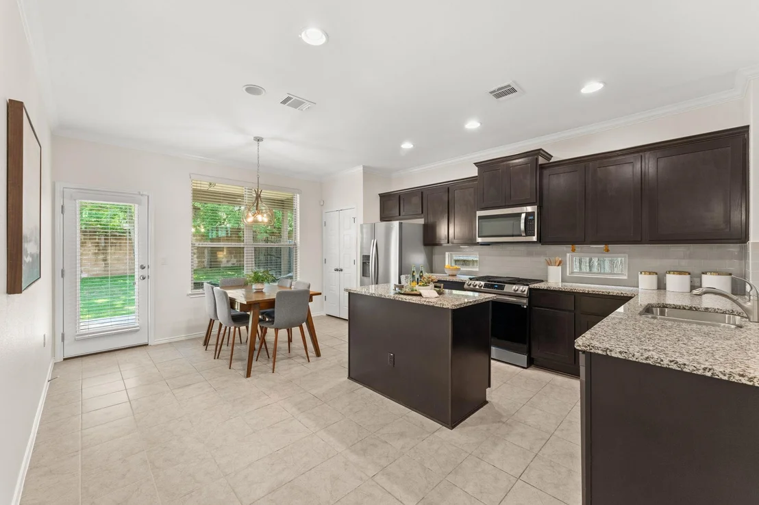 Photo of 9528 Hunter LN