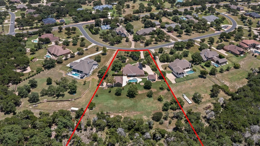Photo of 152 Whitney Woods CIR