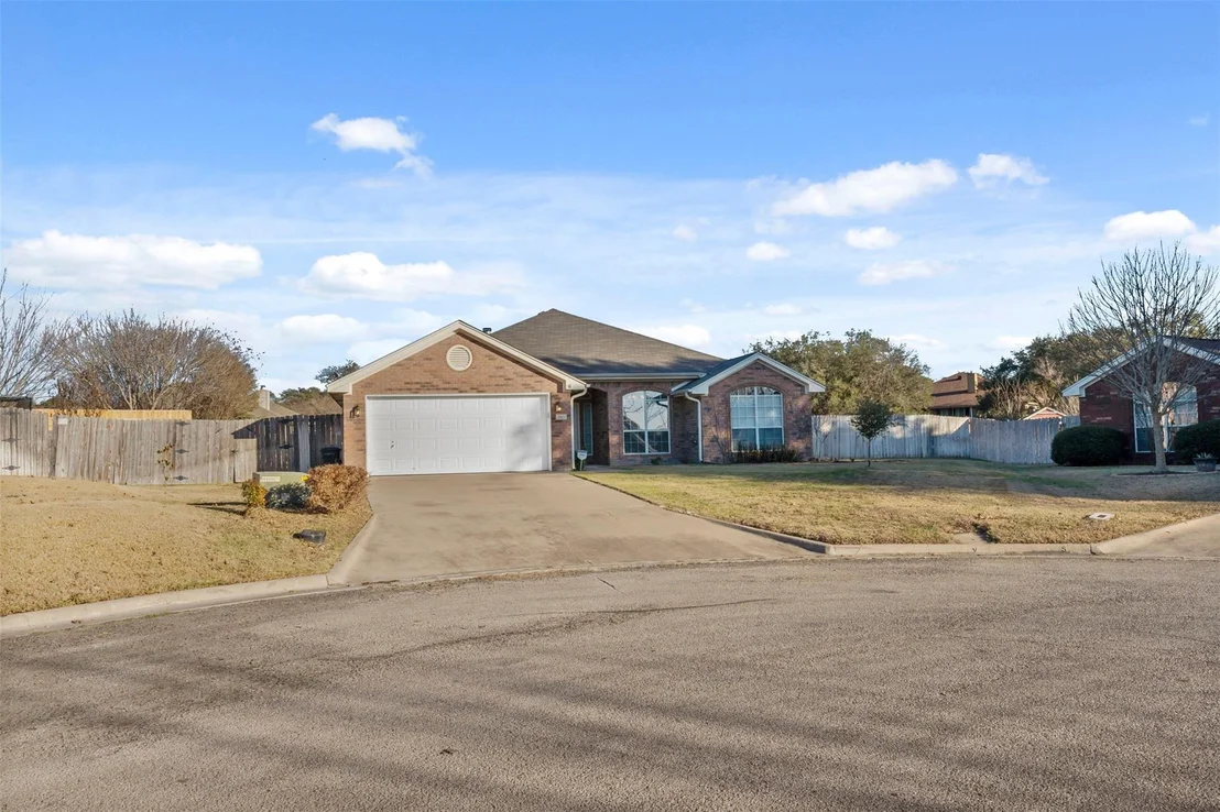 Photo of 2803 Modoc DR