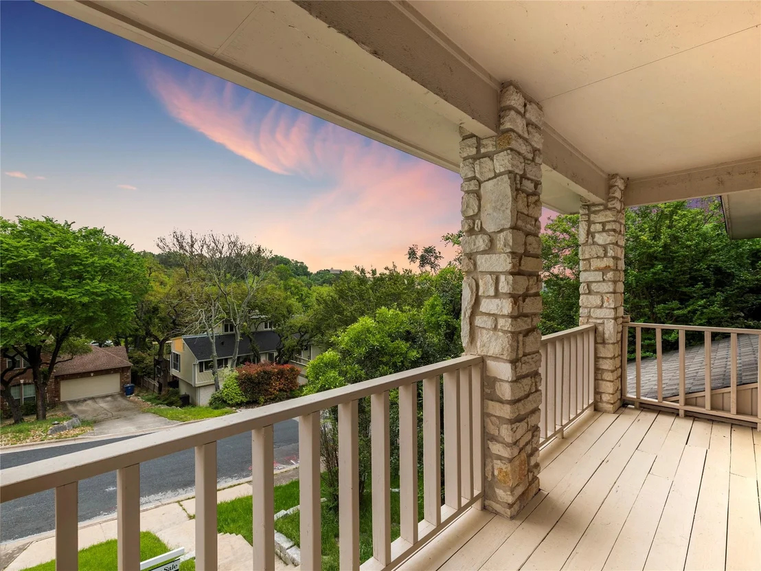 Photo of 9305 Rolling Oaks TRL