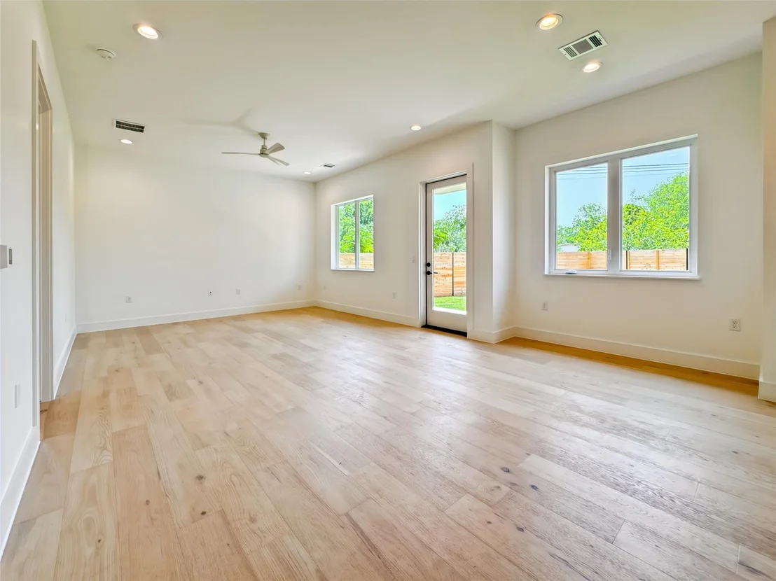 Photo of Unit B at 3614 Abbate CIR