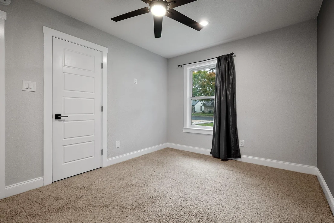Photo of 5143 Ganymede DR