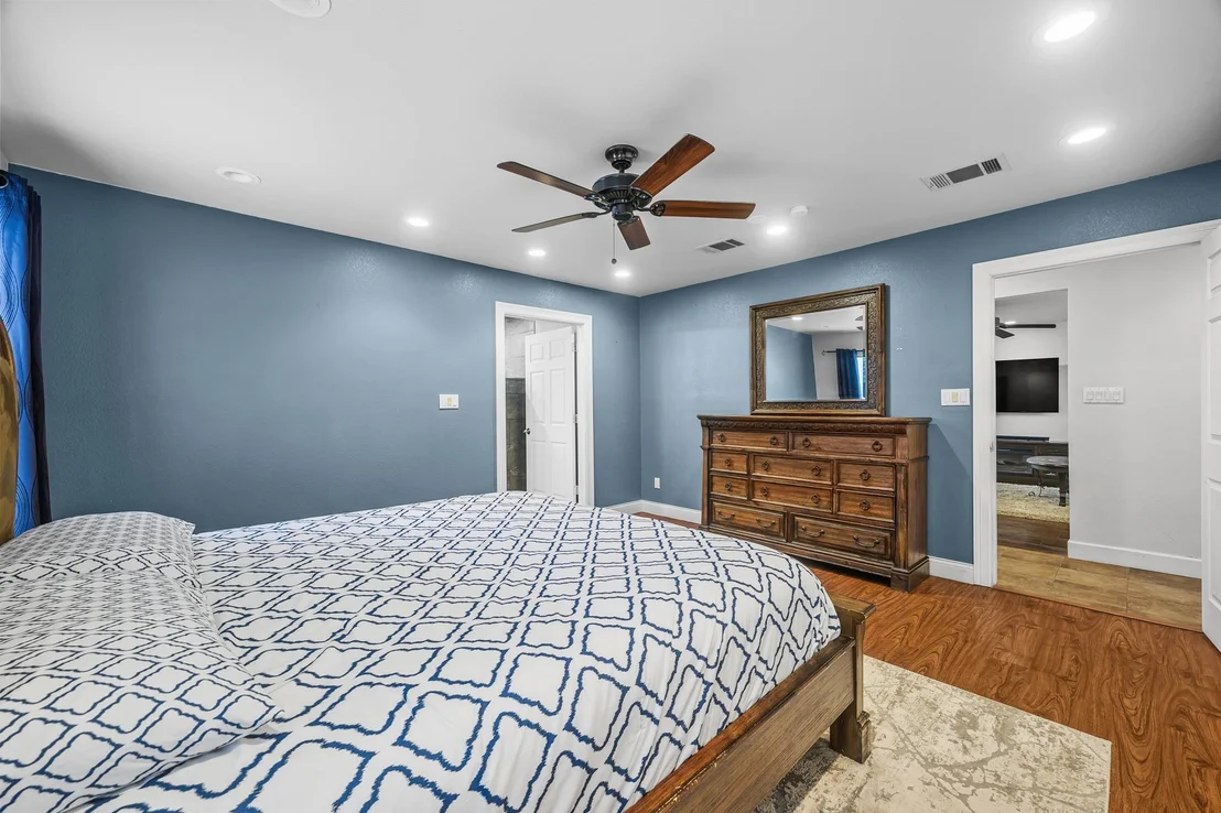 Photo of 2110 Spring Valley DR