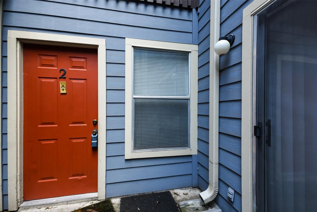 Photo of Unit 2 at 3004 Speedway Ave