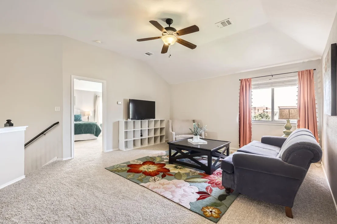 Photo of 4218 N Summercrest LOOP
