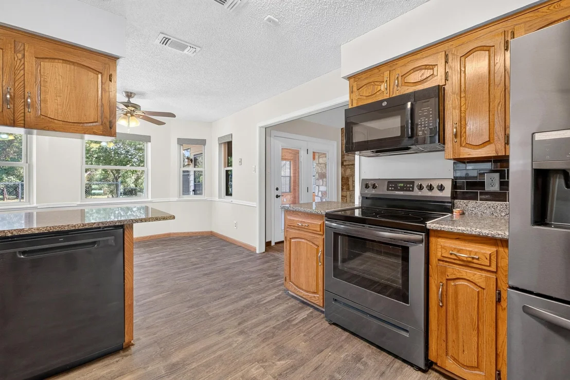 Photo of 381 County Road 4755