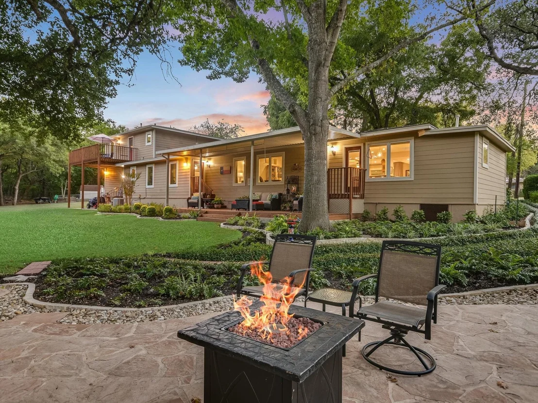 Photo of 832 Walnut Creek DR
