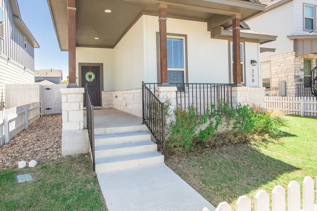 Photo of 229 Treadwell LN