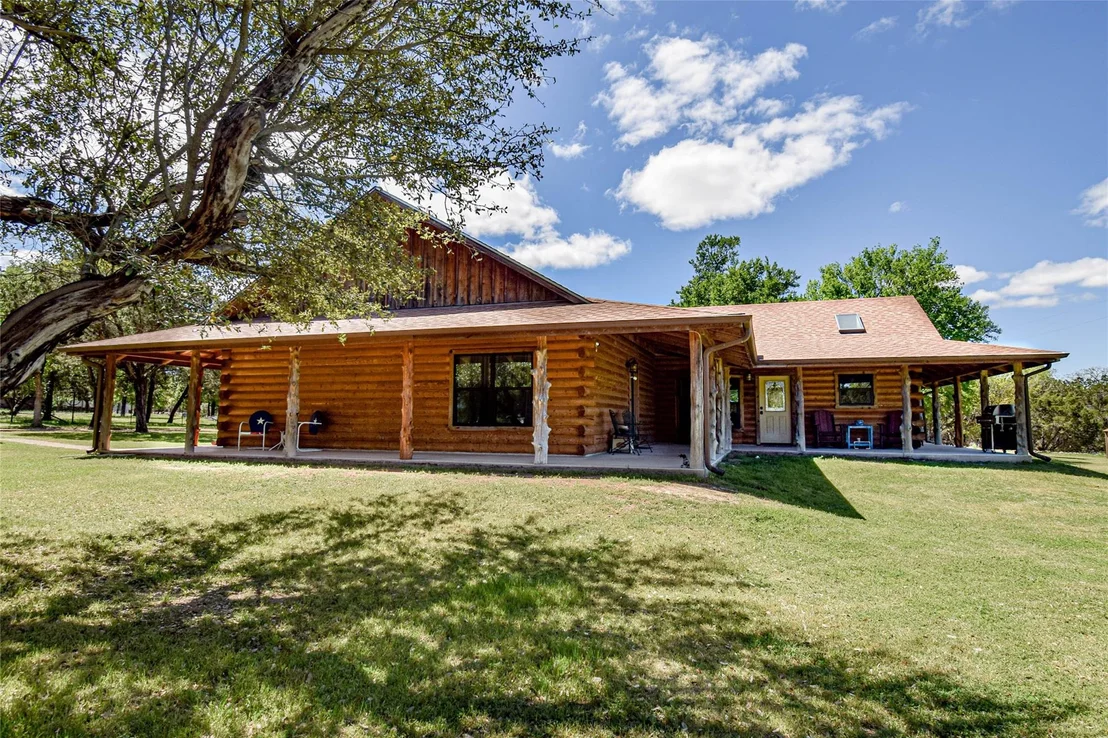 Photo of 358 W County Road 3069