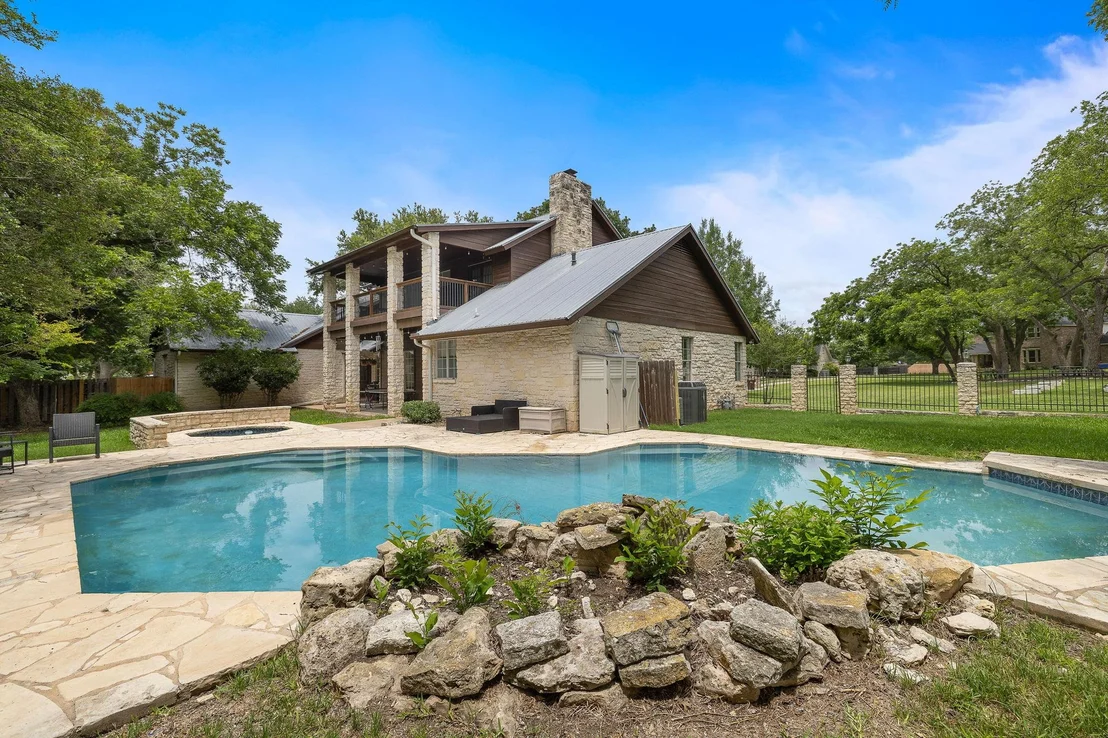 Photo of 3 Hillview DR