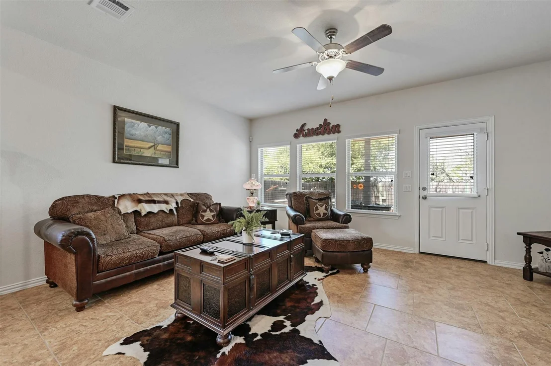 Photo of 265 Shale CIR