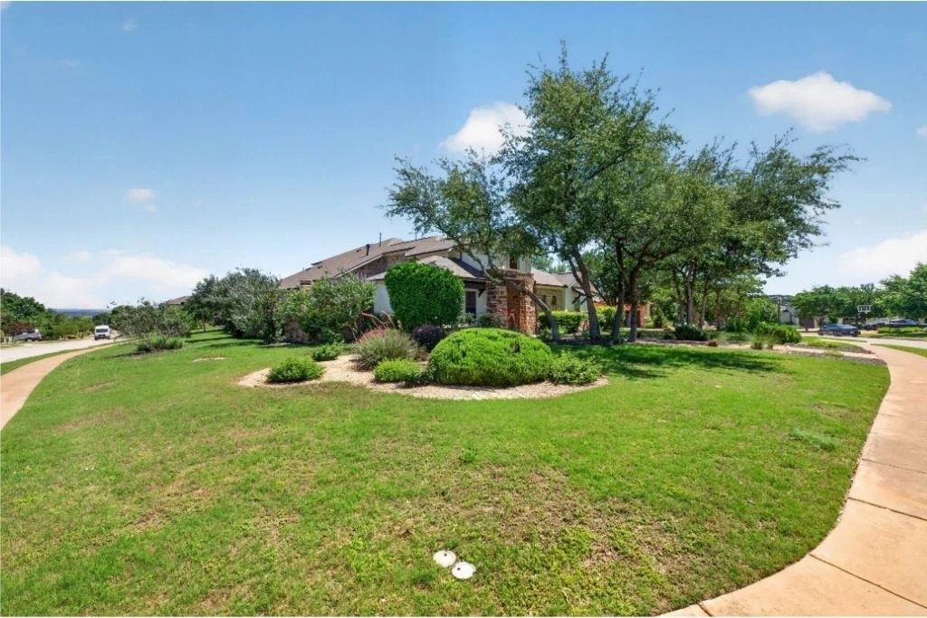Photo of 102 Kildrummy LN