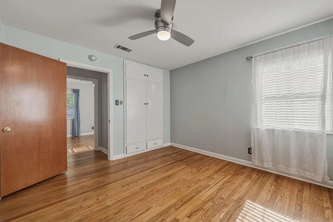 Photo of 1908 Cullen Ave