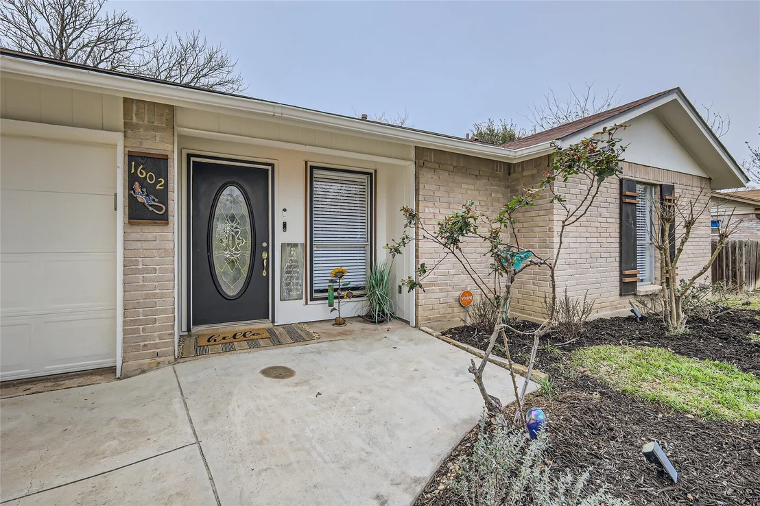Photo of 1602 Parkview LN