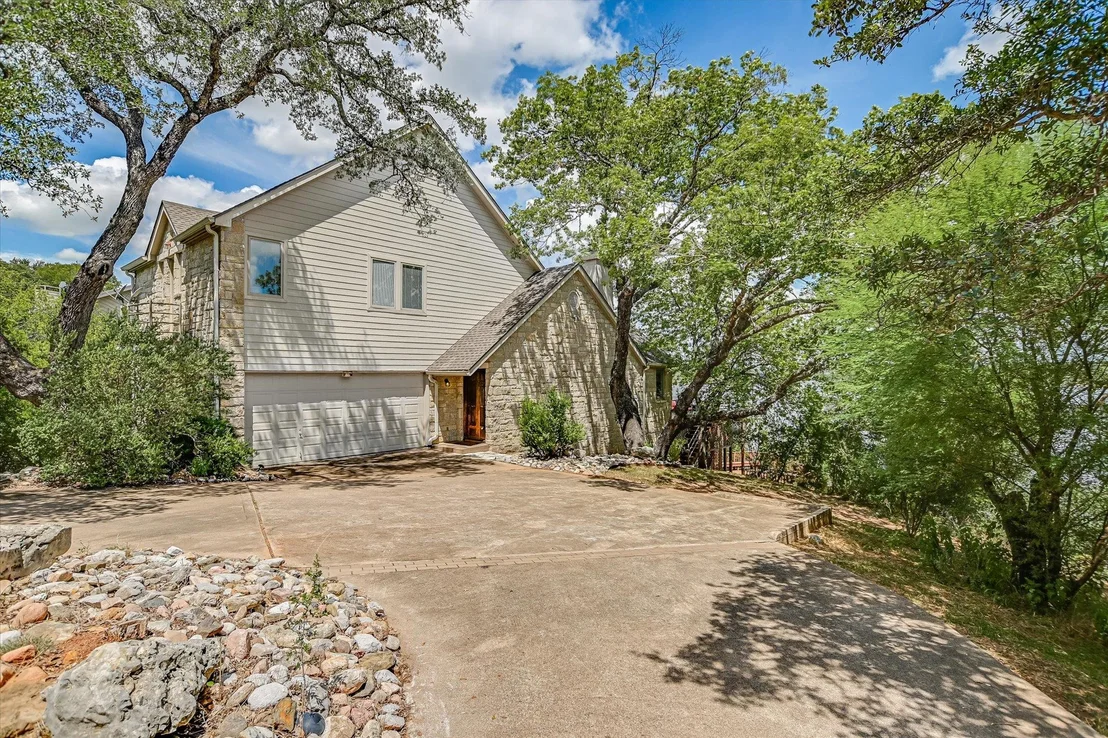Photo of 102 Center Cove I