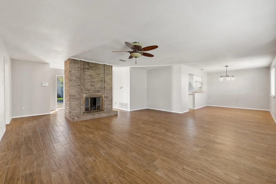 Photo of 1101 Huntridge DR
