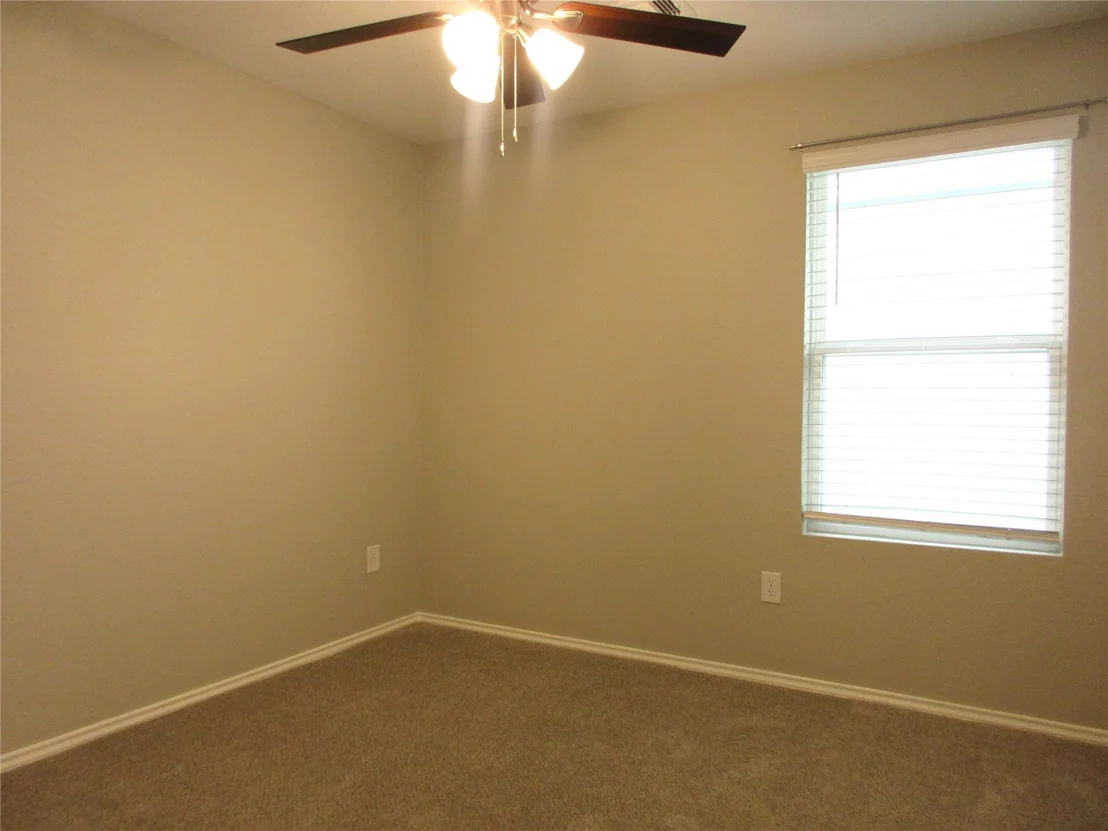 Photo of 205 Granary DR