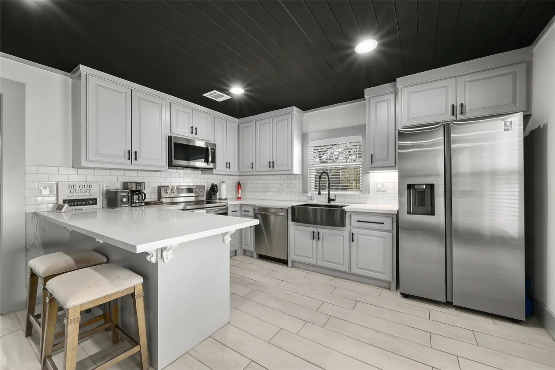 Photo of 2903 Oak Ridge DR