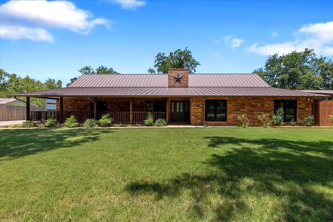 Photo of 154 Shoreline DR