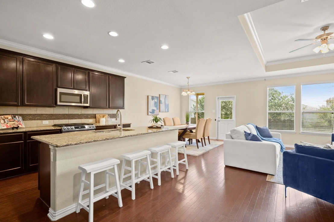 Photo of 204 Carrington DR