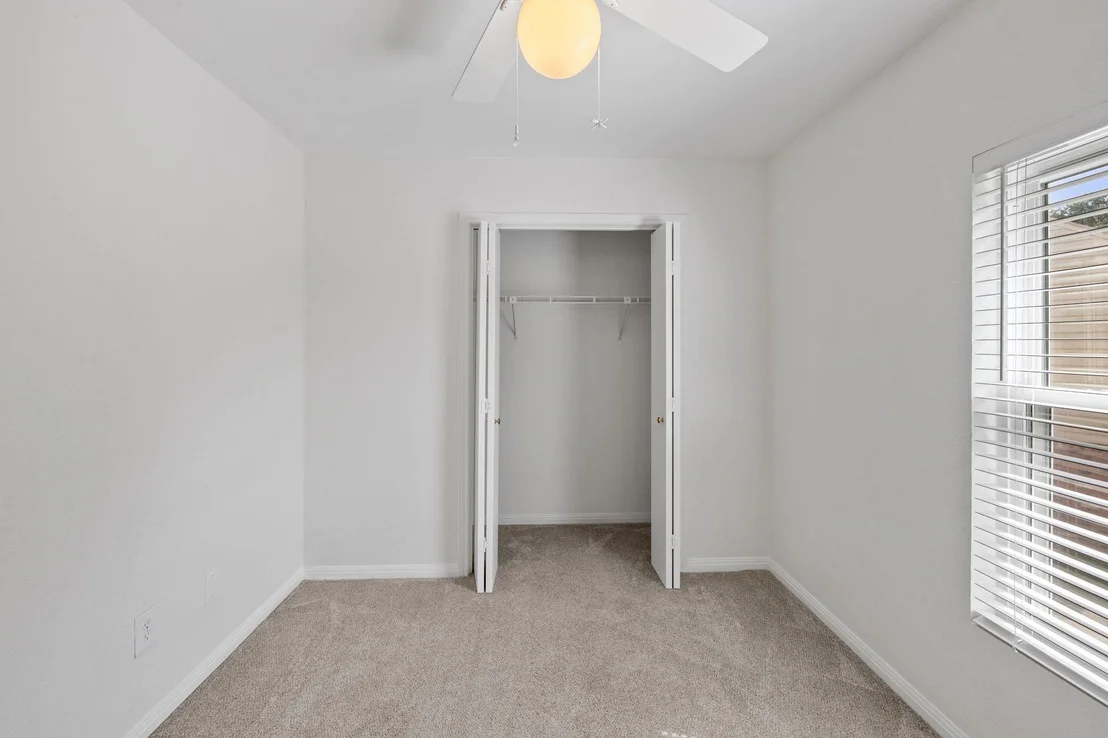 Photo of 11202 Holster CT